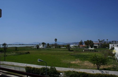 Tingaki Apartment | Golden Sun