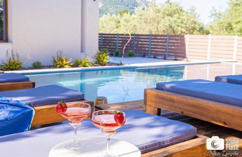 Nidri Apartment | Golden Sun Suites
