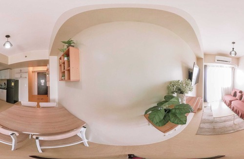Mandurriao Condo | Golden Sunset Skyline Retreat