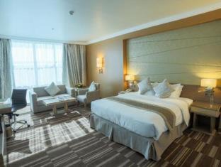 Buraydah Hotel | Golden Tulip Hotel Buraidah Al Qassim