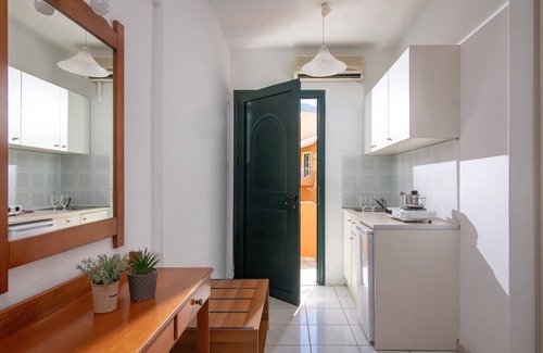 Hersonissos Centre Apartment | Golden Valentin Apartments