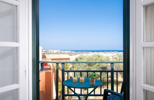 Hersonissos Centre Apartment | Golden Valentin Apartments