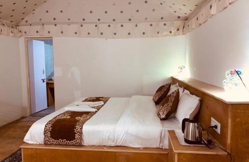 Amar Sagar Pol Other | Golden Villa Luxury Camp