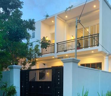 Ahangama Hotel | Golden Wave