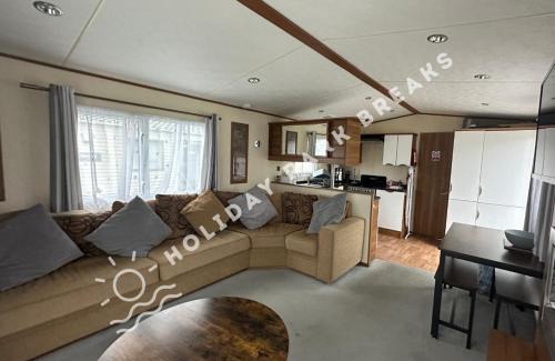 Selsey House | Goldfinch - Spacious 2 bed at Seal Bay