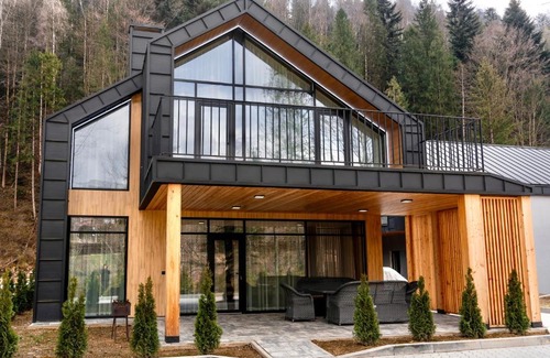 Yaremche Apartment | GOLDHILL villa 10