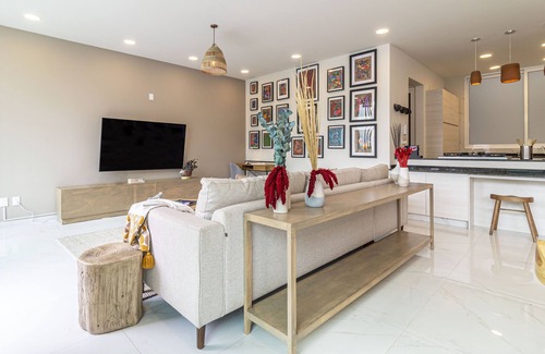 Miguel Hidalgo Apartment | Goldsmith by Kukun