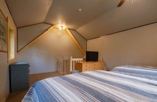 Fairbanks Cabin | Goldstream Getaway!
