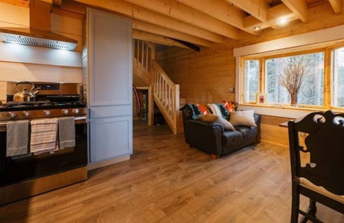 Fairbanks Cabin | Goldstream Getaway!