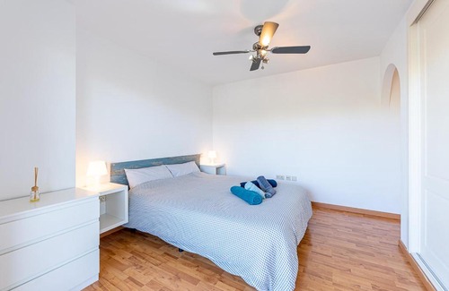 Torrequebrada Apartment | Golf & Beach Benalmadena