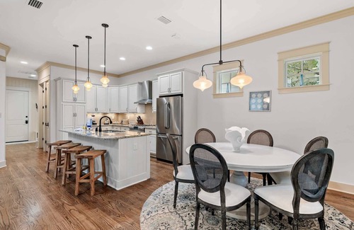 WaterSound West Beach House | Golf Cart+4 Bikes! 5 Min to the Pool, 10 to Beach! 2 King Suites & Custom Bunks!