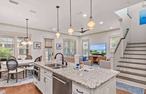 WaterSound West Beach House | Golf Cart+4 Bikes! 5 Min to the Pool, 10 to Beach! 2 King Suites & Custom Bunks!