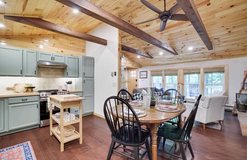Pocono Lake Cabin | Golf Cart for rent. Dog-Friendly Cabin w/Fireplace. Kayaks & Game Room.
