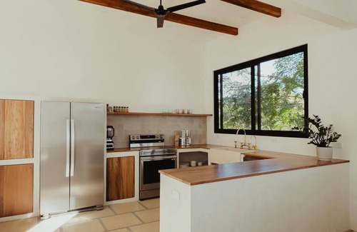 Samara Villa | Golf Cart Included ~ Mediterranean/Moroccan Design ~ 5’ Beach~ Salt-Water Pool