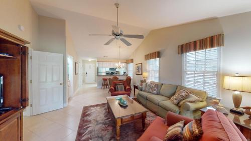 Pawleys Island House | Golf Course Charm Pawleys Getaway