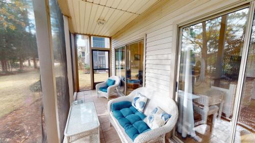 Pawleys Island Villa | Golf Course Getaway 3BR Heart of Pawleys Island