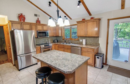 Paupackan Lake House | Golf Course Getaway: XL Cabin w/Hot Tub, Pools, Beaches, Game Room, King Bed