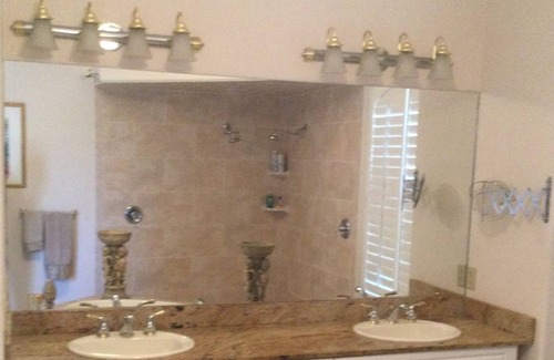 Long Meadow House | Golf course home - 15 minutes from gulf beaches