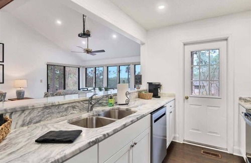 Pinehurst House | Golf Course Townhome with Scenic Views