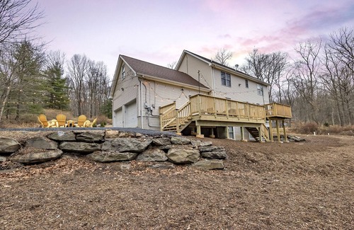 Cresco House | GOLF,Firepit,Hottub,Linens,Casino,Camelback,Kalahari!
