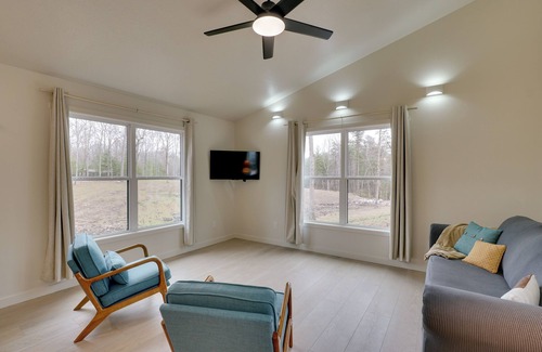 Crossville Cottage | Golf, Fish & Swim at Lake Tansi: Outdoor Haven!