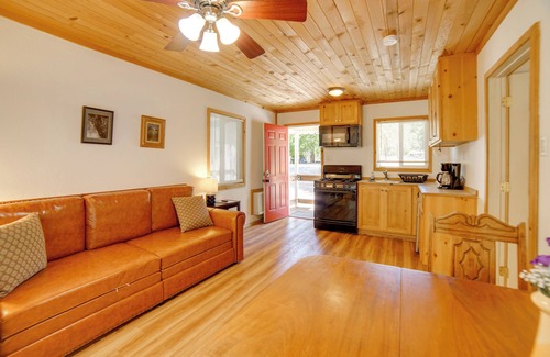 Cobb Cabin | Golf, Hike, Sip Wine: Cobb Mountain Cabin w/Patio