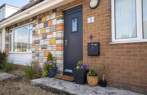 Newcastle House | Golf Links Cottage - Views of Royal County Down