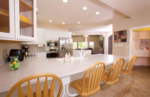 Mesquite House | Golf Mansion 7BR 12 Beds Luxe 7 Golf Courses within 3 Miles