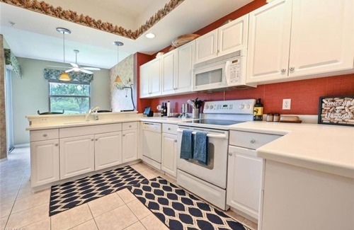 Naples Villa | Golf Paradise - Cypress Woods Country Club