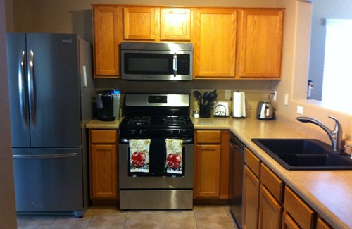 San Tan Valley House | Golf, private pool and spa. King beds, golf cart. Book for 2025 And early 2026.