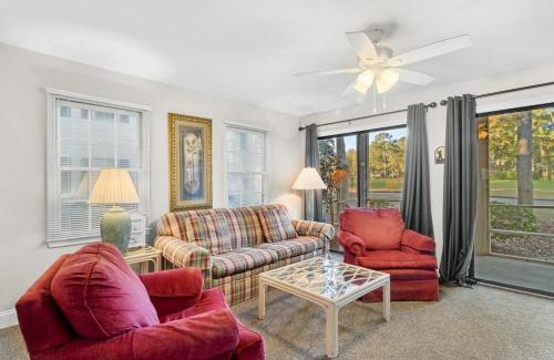 Pawleys Island House | Golf Side Elegance 2BR Villa Hideaway