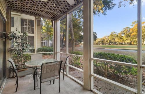 Pawleys Island House | Golf Side Elegance 2BR Villa Hideaway