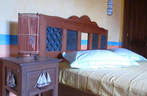 Peniche House | Golf & Surf Holiday House
