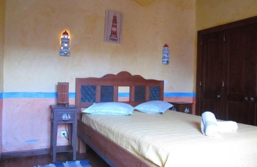 Peniche House | Golf & Surf Holiday House