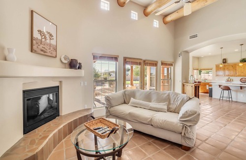 Maricopa County House | Golf, Swim, Relax! 4 Bdrm w Pool & Putting Green!