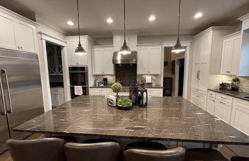 Grovetown House | Golf Tourn Week Rental - 43.5 with 9 Hole Putt Green, Outdr Kitchen +extra