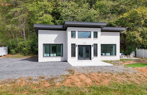 Mount Airy House | Golf Views Mount Airy
