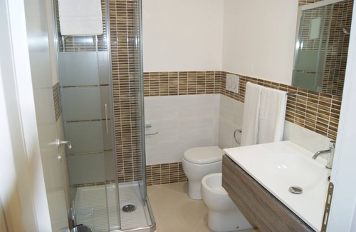 Augusta House | Golfo Xifonio