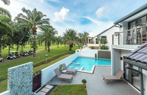 Kathu Villa | Golfside 5BRVilla with Private Pool V192