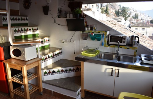 Central District Apartment | Golondrinas de la Alhambra