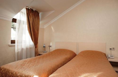 Shevchenkivs'kyi District Hotel | Gonchar Hotel