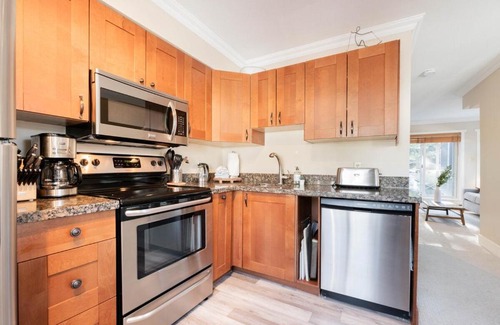 Whistler Creekside House | Gondola Heights by Outpost Whistler