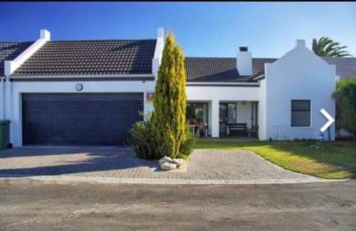 Shelley Point House | Gone Coastal - Shelley Point Golf Estate