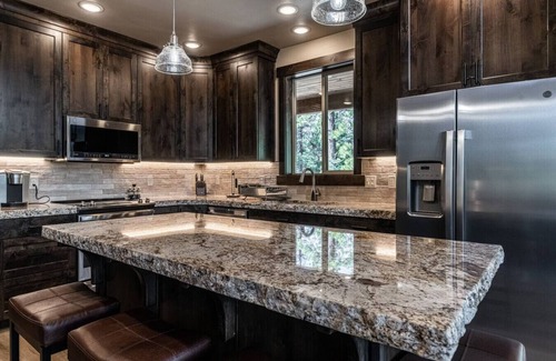 Meadow View Heights Cabin | Good Karma Cabin - Luxury Mountain Retreat