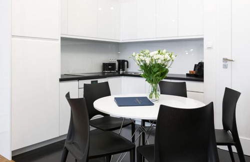 Stradom Apartment | Good Place