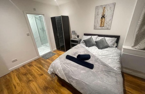 Old Windsor House | Good priced Single Bed Room In Windsor