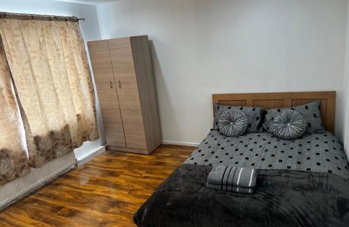 Yeading House | Good priced Single Rooms in Hayes