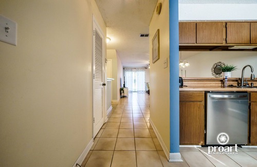 Emerald Waters Village House | GOOD TIMES AND TAN LINES 0.6 miles away from beach