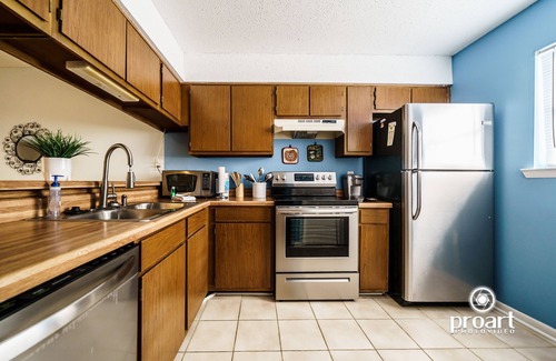 Emerald Waters Village House | GOOD TIMES AND TAN LINES 0.6 miles away from beach