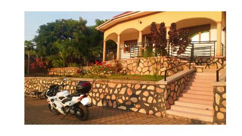 Kampala House | Good Times